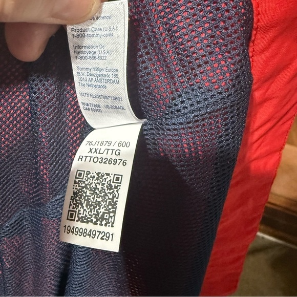 Tommy Hilfiger Windbreaker Hooded Nylon Red Zip Up. Women’s Size XXL - Picture 12 of 13